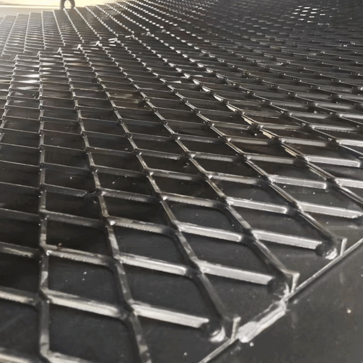 18,000 lb. Capacity Portable Loading Dock Ramps Yard Ramp